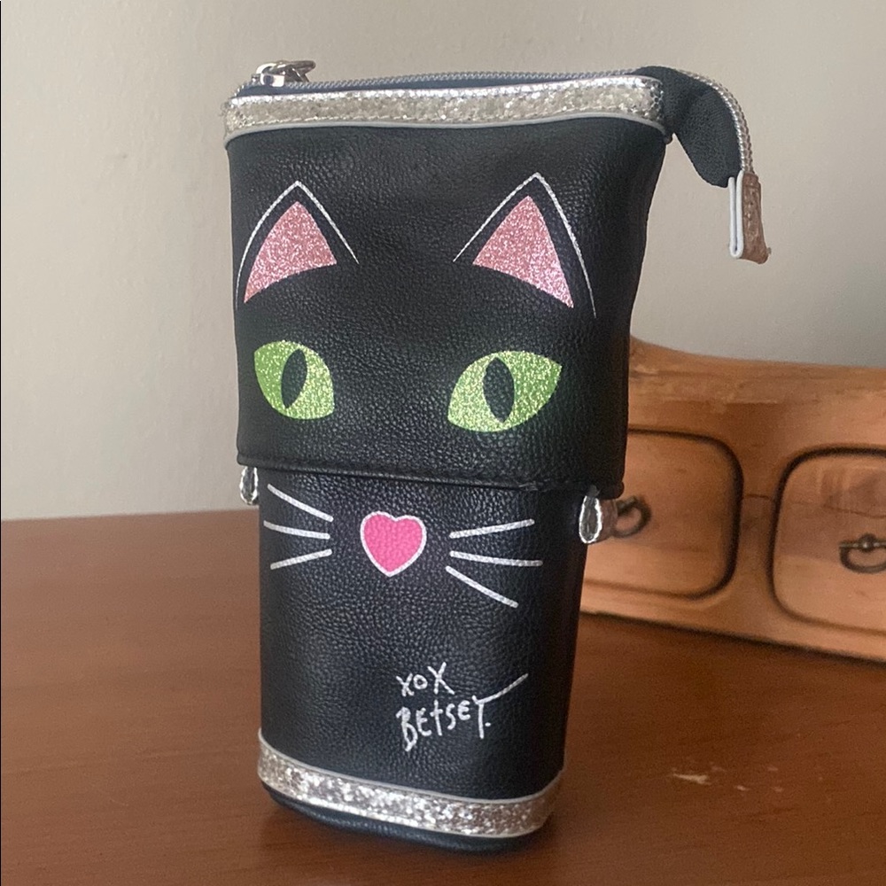 Betsey Johnson Retractable Pencil Case